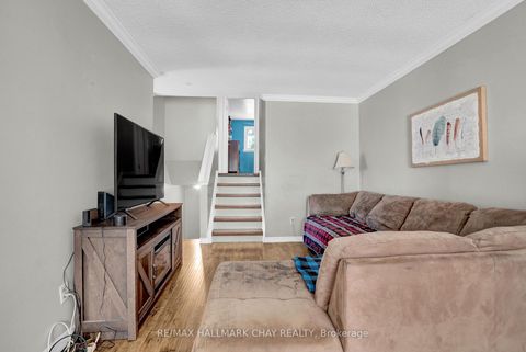 Photo 7 at 16 Austen Lane, Letitia Heights, Barrie