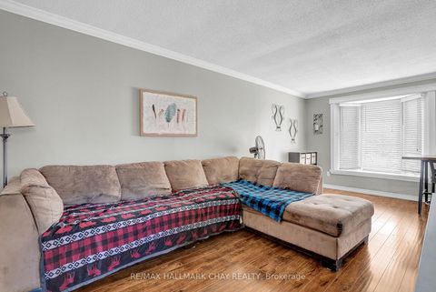 Photo 8 at 16 Austen Lane, Letitia Heights, Barrie