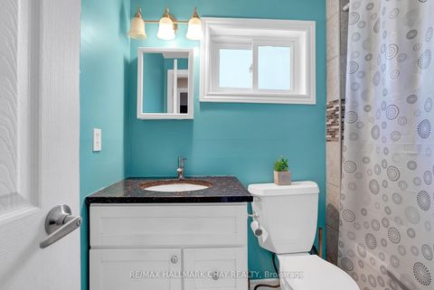 Photo 12 at 16 Austen Lane, Letitia Heights, Barrie