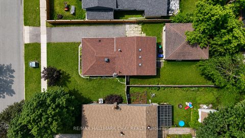 Photo 25 at 16 Austen Lane, Letitia Heights, Barrie