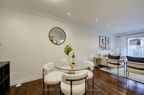 Photo 3 at 4 Sand Fern Way, Don Valley Village, Toronto