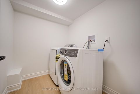 Photo 17 at 4 Sand Fern Way, Don Valley Village, Toronto