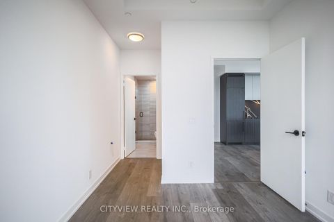 Photo 14 at 1402 - 285 Dufferin Street, South Parkdale, Toronto