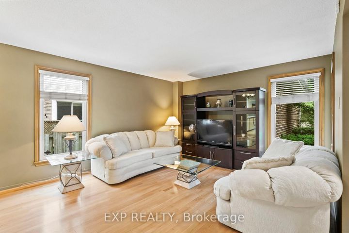 Photo 2 at 25 Lilac Avenue, Willowbrook, Markham