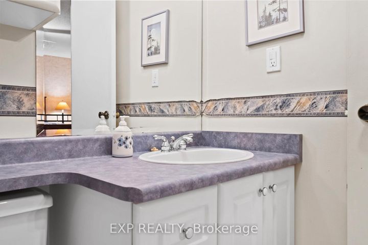 Photo 24 at 25 Lilac Avenue, Willowbrook, Markham