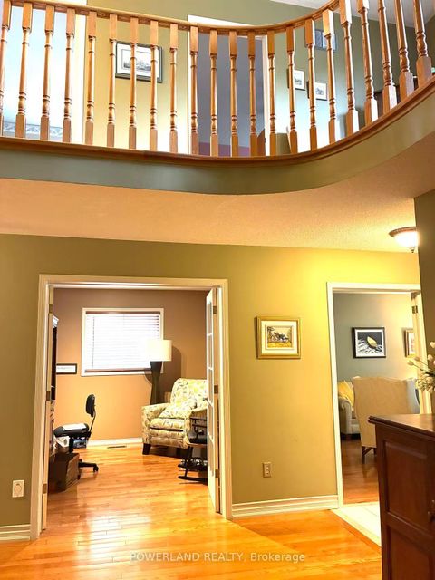 Photo 5 at 816 Hollander Road, College Manor, Newmarket