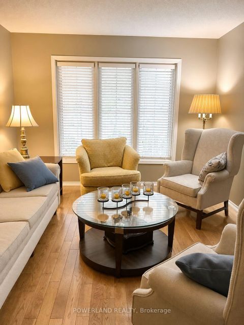 Photo 9 at 816 Hollander Road, College Manor, Newmarket
