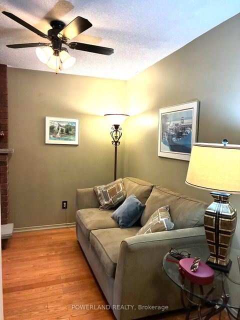 Photo 12 at 816 Hollander Road, College Manor, Newmarket