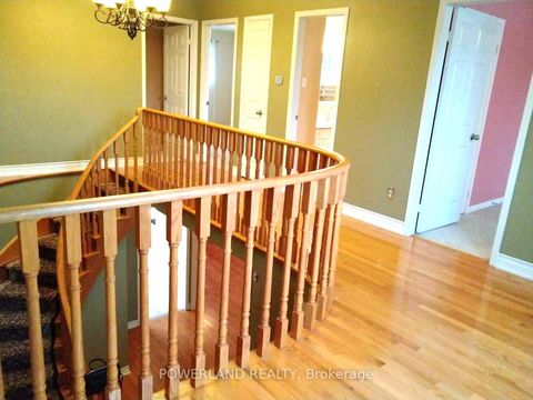 Photo 20 at 816 Hollander Road, College Manor, Newmarket
