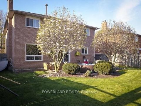 Photo 27 at 816 Hollander Road, College Manor, Newmarket