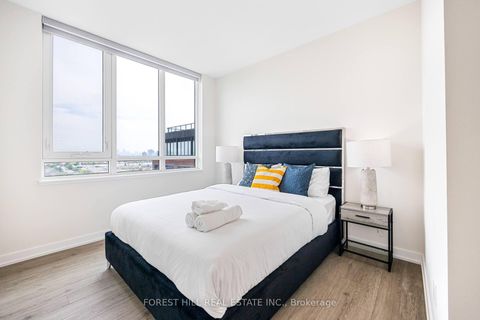 Photo 16 at 1009 - 2300 St. Clair Avenue W, Junction Area, Toronto