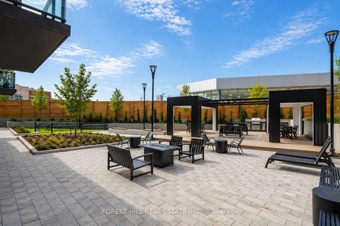 Photo 32 at 1009 - 2300 St. Clair Avenue W, Junction Area, Toronto