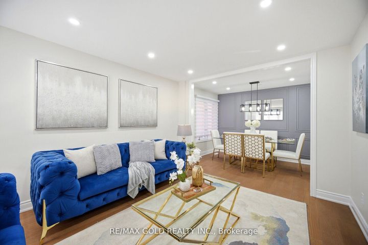 Photo 8 at 37 Lord Simcoe Drive, Westgate, Brampton