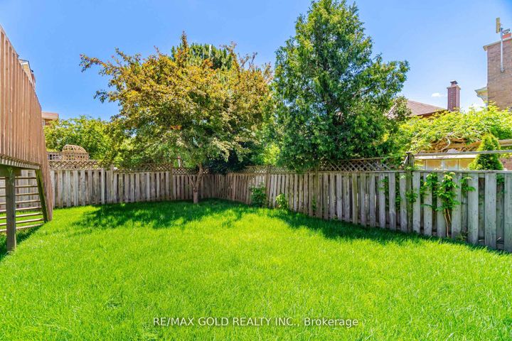 Photo 47 at 37 Lord Simcoe Drive, Westgate, Brampton