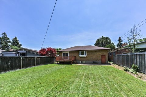 Photo 28 at 22 Anewen Drive, Victoria Village, Toronto