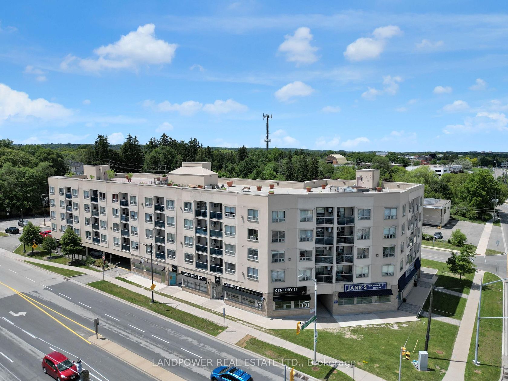 301 - 160 Wellington Street E, Aurora Village, Aurora photo 1