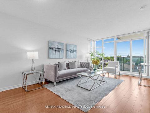 Photo 12 at 512 - 3830 Bathurst Street, Clanton Park, Toronto