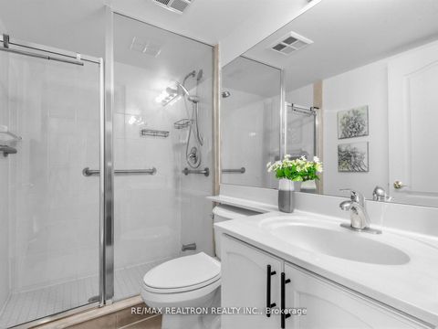 Photo 19 at 512 - 3830 Bathurst Street, Clanton Park, Toronto