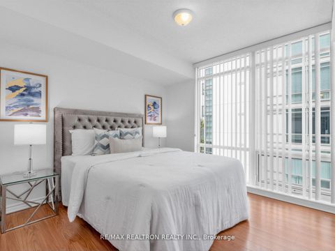 Photo 20 at 512 - 3830 Bathurst Street, Clanton Park, Toronto