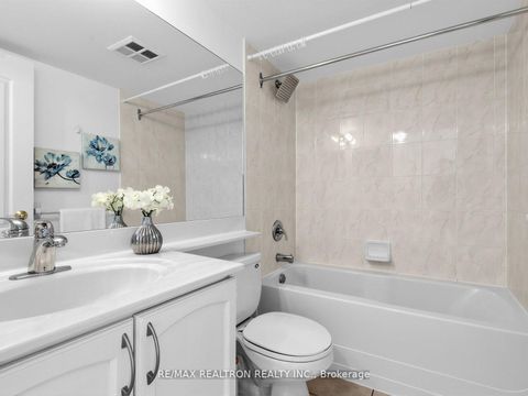 Photo 22 at 512 - 3830 Bathurst Street, Clanton Park, Toronto