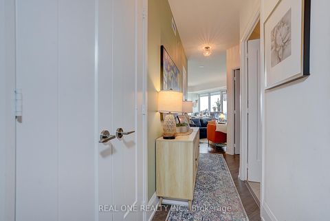Photo 11 at 0915 - 101 Erskine Avenue, Mount Pleasant West, Toronto