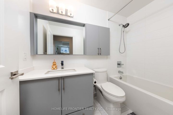 Photo 12 at 629 - 591 Sheppard Avenue E, Bayview Village, Toronto