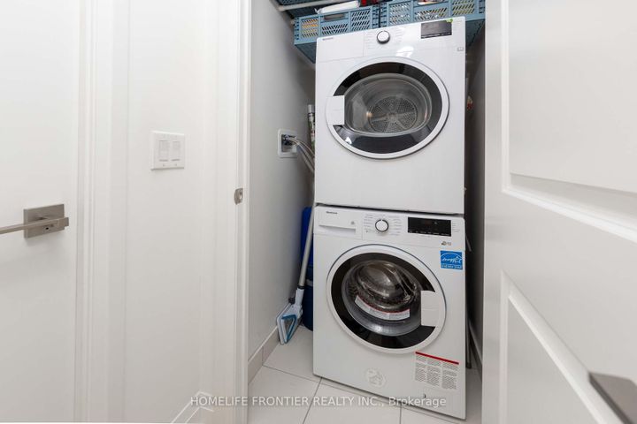 Photo 14 at 629 - 591 Sheppard Avenue E, Bayview Village, Toronto
