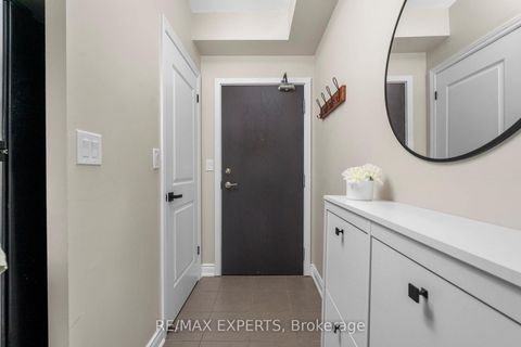 Photo 2 at 301 - 281 Woodbridge Avenue, West Woodbridge, Vaughan