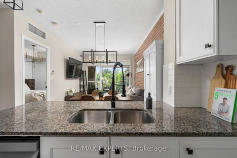 Photo 5 at 301 - 281 Woodbridge Avenue, West Woodbridge, Vaughan
