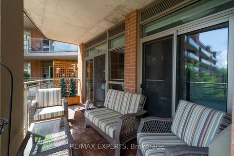Photo 18 at 301 - 281 Woodbridge Avenue, West Woodbridge, Vaughan