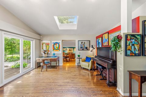 Photo 11 at 29 Farmcote Road, Don Mills, Toronto