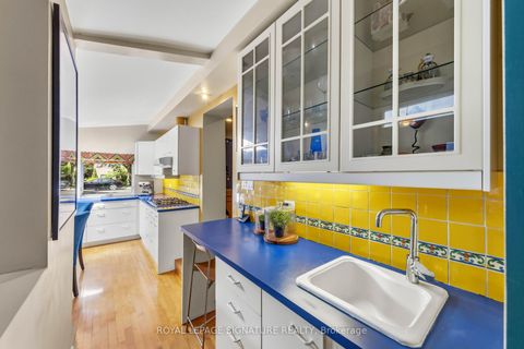 Photo 13 at 29 Farmcote Road, Don Mills, Toronto