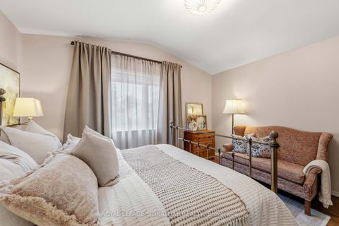 Photo 18 at 29 Farmcote Road, Don Mills, Toronto