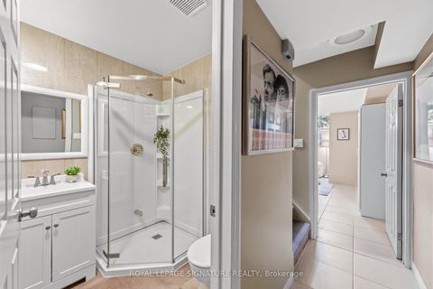 Photo 31 at 29 Farmcote Road, Don Mills, Toronto