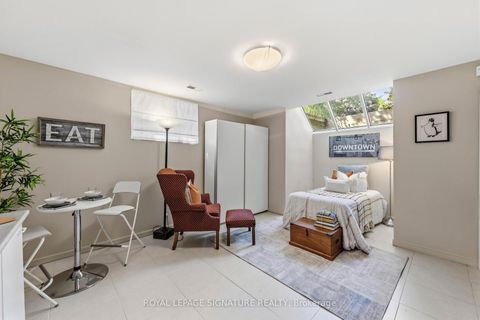 Photo 32 at 29 Farmcote Road, Don Mills, Toronto
