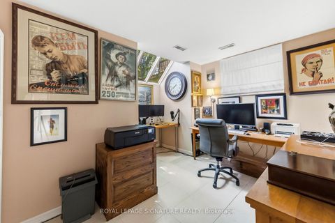 Photo 34 at 29 Farmcote Road, Don Mills, Toronto