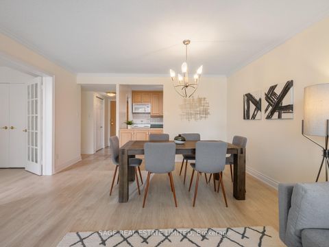 Photo 4 at 213E - 30 Fashion Roseway, Willowdale East, Toronto