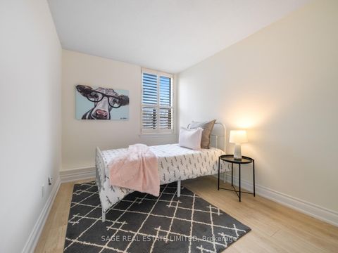 Photo 16 at 213E - 30 Fashion Roseway, Willowdale East, Toronto