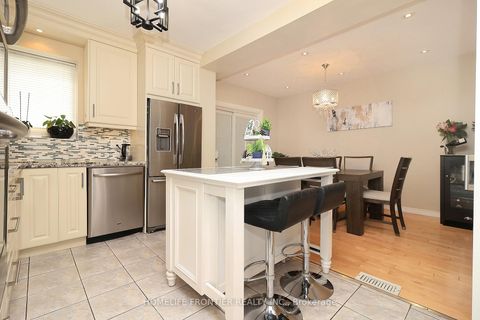 Photo 7 at 12 Porter Avenue, Smythe, Toronto