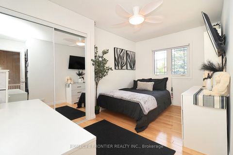 Photo 12 at 12 Porter Avenue, Smythe, Toronto