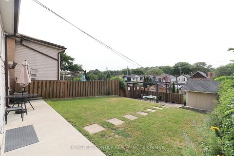 Photo 21 at 12 Porter Avenue, Smythe, Toronto