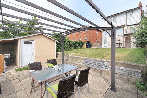 Photo 26 at 12 Porter Avenue, Smythe, Toronto