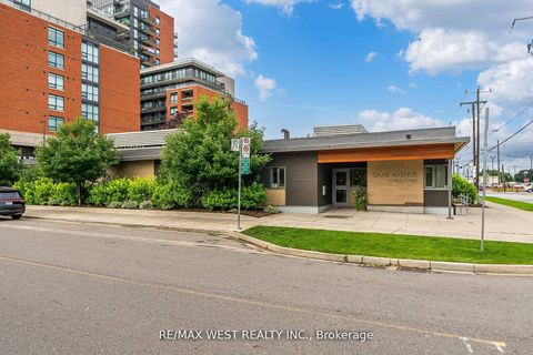 Photo 2 at 803 - 830 Lawrence Avenue, Glen Park, Toronto