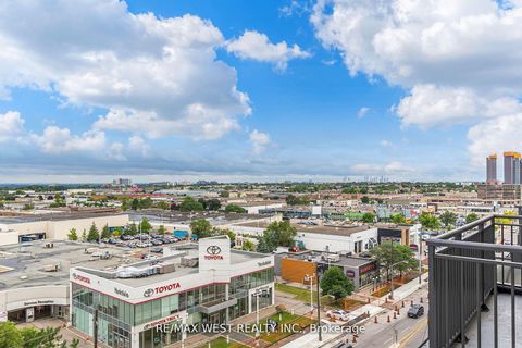 Photo 19 at 803 - 830 Lawrence Avenue, Glen Park, Toronto
