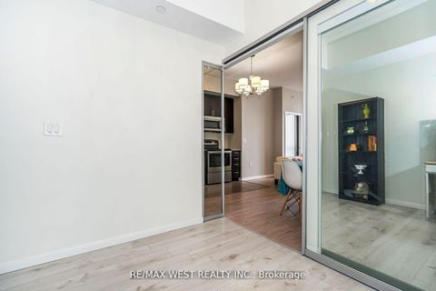 Photo 23 at 803 - 830 Lawrence Avenue, Glen Park, Toronto