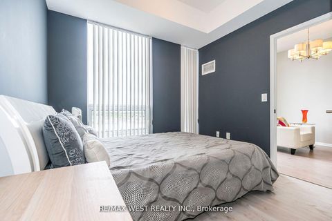 Photo 27 at 803 - 830 Lawrence Avenue, Glen Park, Toronto