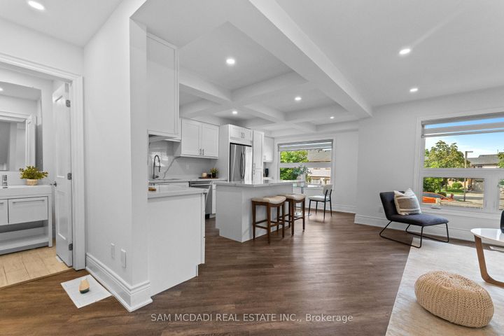 Photo 6 at 27 - 3500 South Millway, Erin Mills, Mississauga