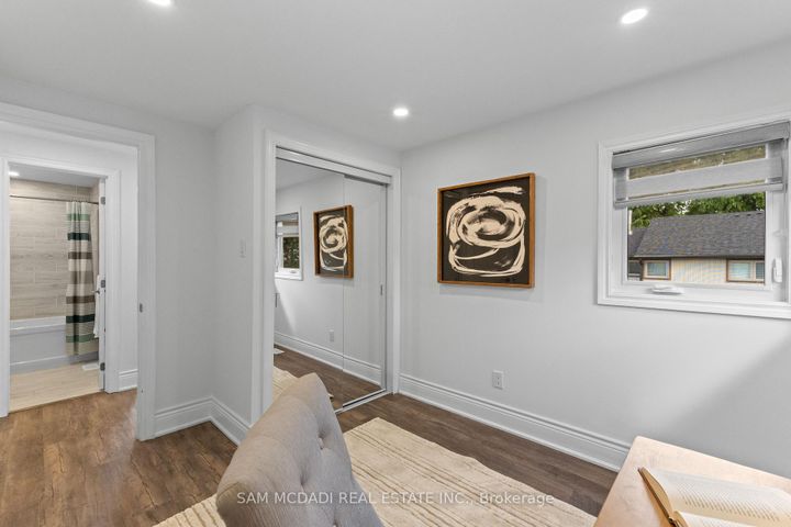 Photo 19 at 27 - 3500 South Millway, Erin Mills, Mississauga