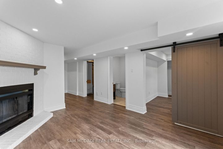 Photo 26 at 27 - 3500 South Millway, Erin Mills, Mississauga