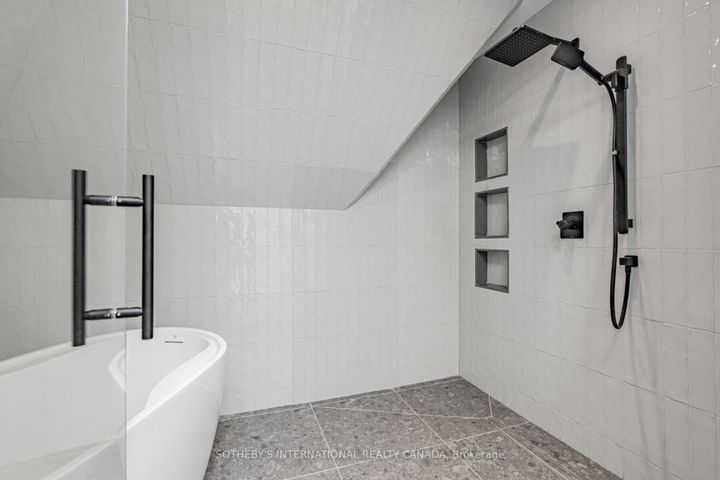 Photo 18 at 6 Twenty Fifth Street, Long Branch, Toronto